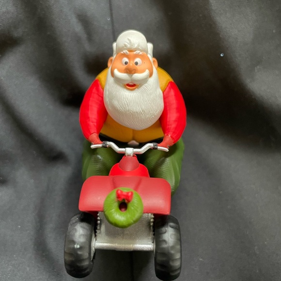 HALLMARK KEEPSAKE Santa's ATV Adventure christmas tree ornament 2012 - Picture 6 of 9